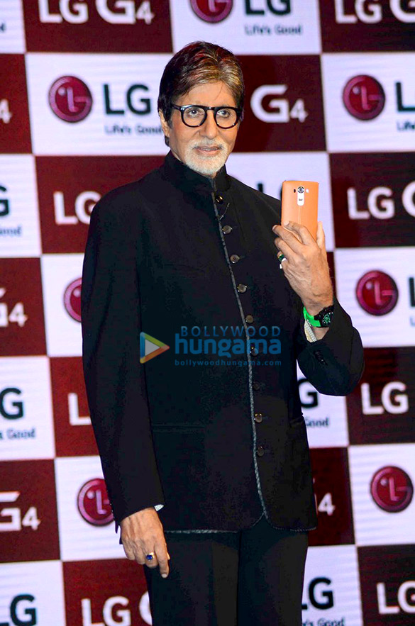 amitabh bachchan unveils the all new lg g4 in mumbai 4
