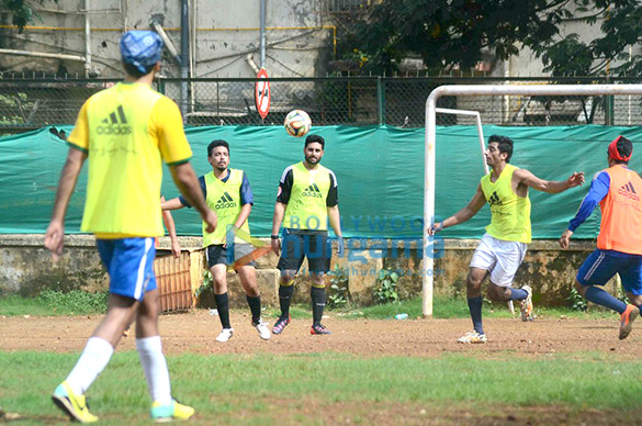 ranbir kapoor abhishek bachchan snapped at football practice session 3