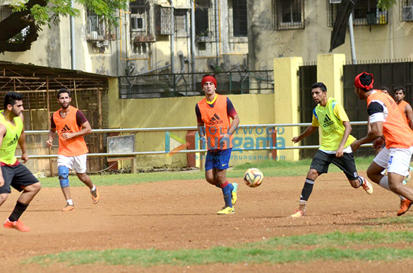 ranbir kapoor arjun kapoor snapped at football practise 15