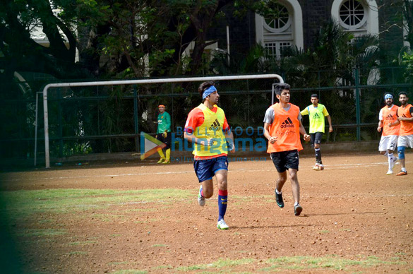 ranbir kapoor arjun kapoor and other snapped at football practice 5