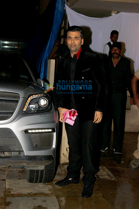 celebs grace shahid kapoor mira rajputs party at their juhu residence 3