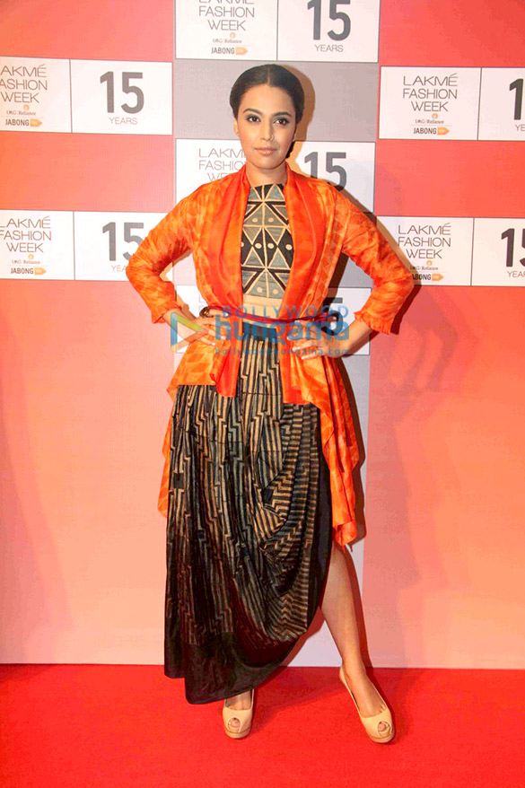 soha ali khan swara bhaskar kunal kapoor at lfw 2015 curtain raiser 5