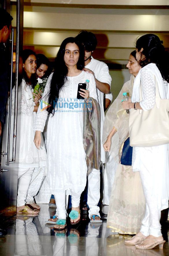 shraddha kapoors grandfathers prayers meet 7