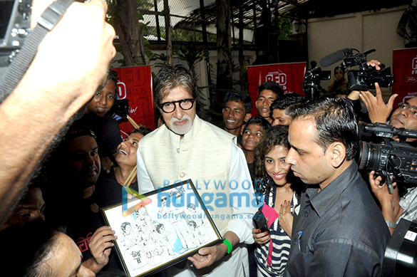 amitabh bachchan meets a band from dharavi with red fm 93 5 11