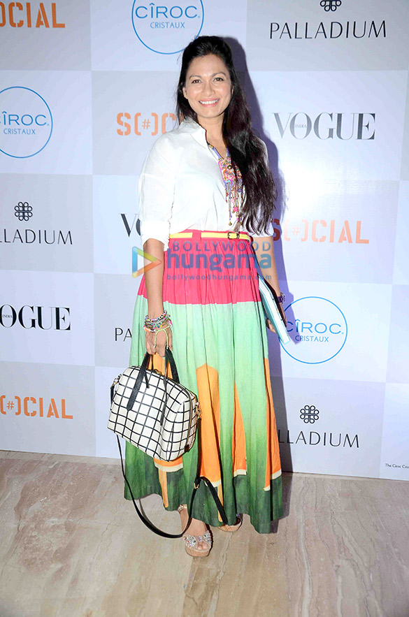 celebs grace fashions night out 2015 by vogue india at palladium 17