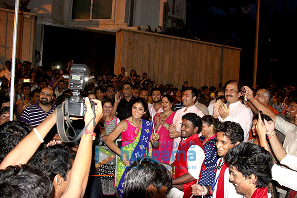 shilpa shetty hrithik roshan siddhant kapoor snapped at ganesha visarjan 5