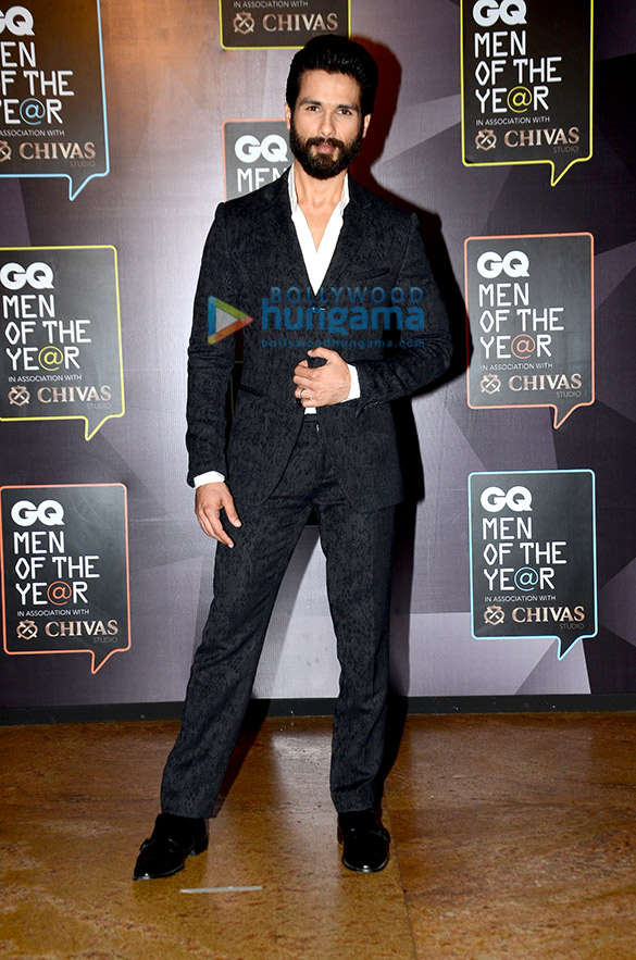 celebs grace the gq men of the year awards 2015 2