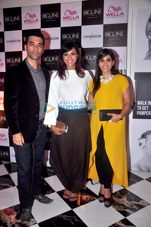sonali kulkarni vidya malavade mandira bedi grace the art of color event 3