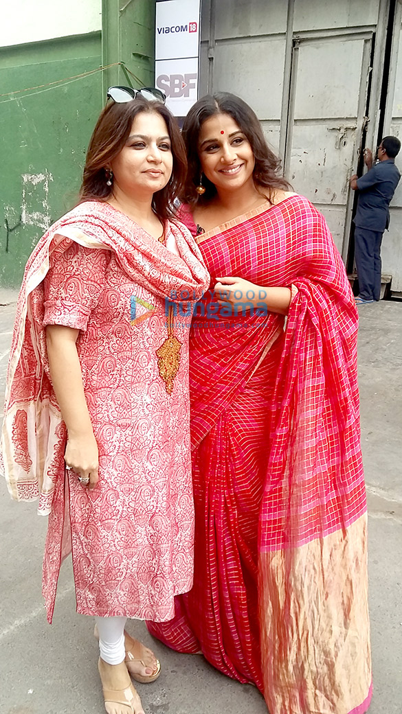 Vidya Balan poses with Rajasthan’s first female coolie