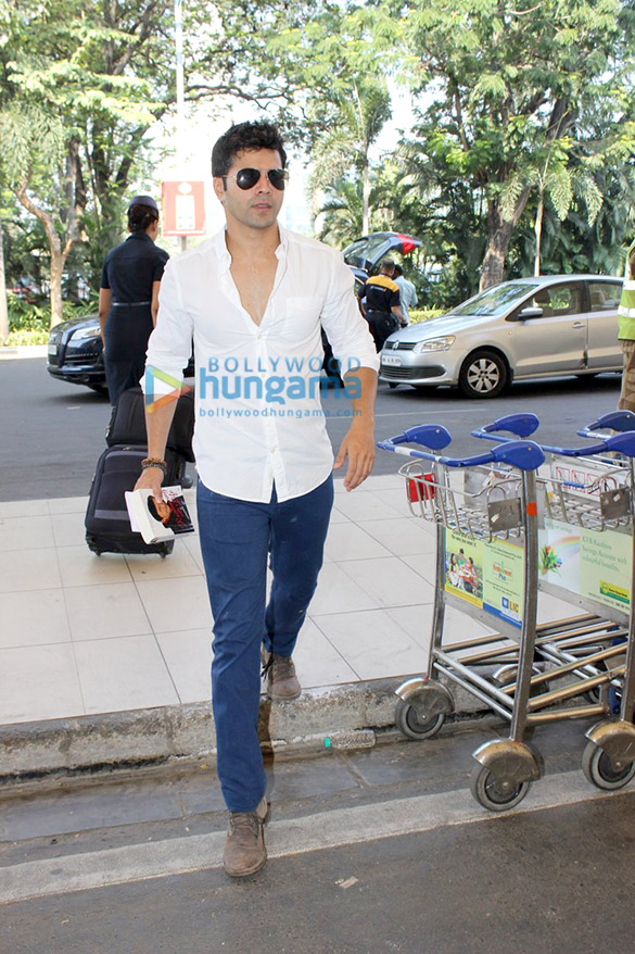 varun dhawan departs to shoot dilwale song in goa 6