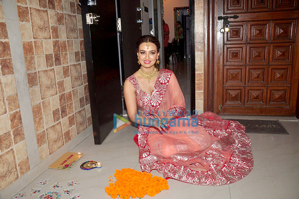 sana khans diwali photo shoot 5