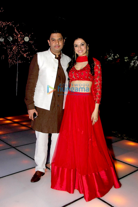 celebs grace sachiin joshis diwali bash 3
