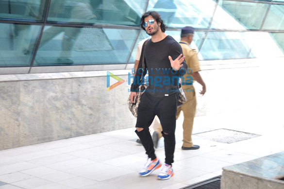 ranveer singh vidyut jamwal snapped at the airport 3