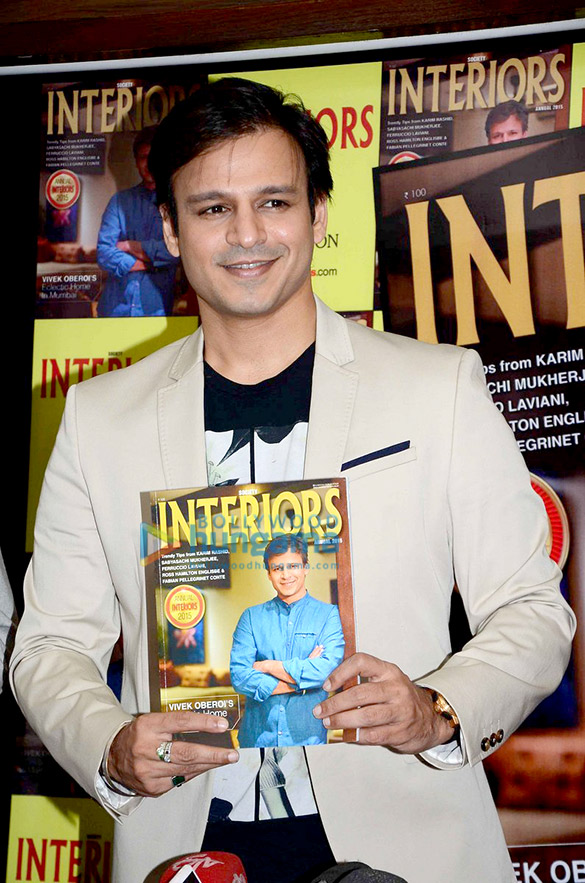 vivek oberoi unveils the cover of society interiors annual 2015 3