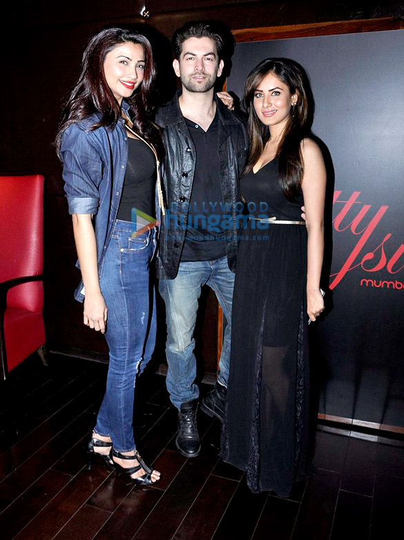 neil nitin mukesh hosts a party for dj afrojack 5