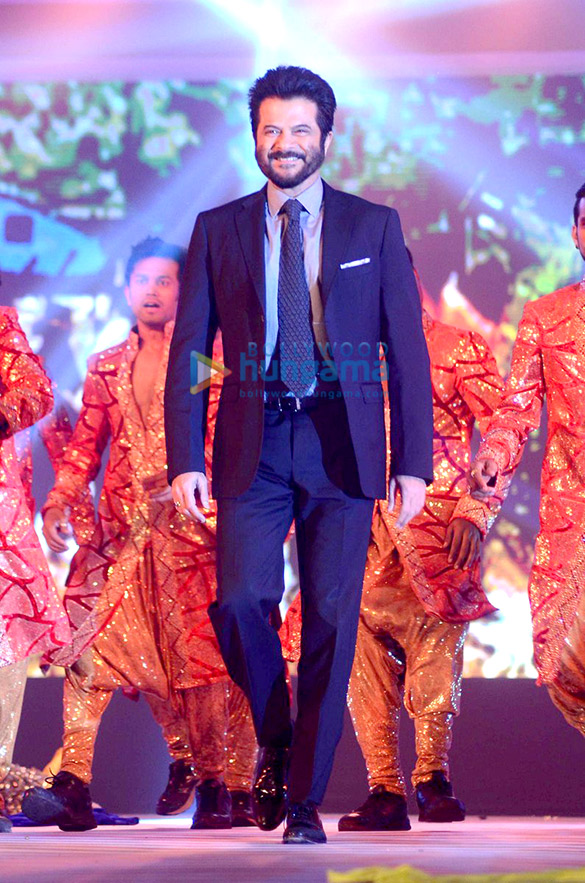 anil kapoor raveena tandon vidyut jamwal sunny leone grace 3rd india bullion jewellers awards 2015 2