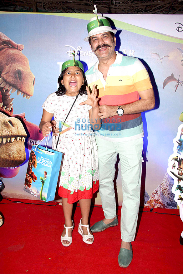 television celebrities and kids have a blast at the screening of disneys the good dinosaur 6