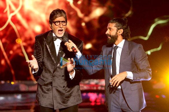 amitabh bachchan dharmendra at aaj ki raat hai zindagi finale 5