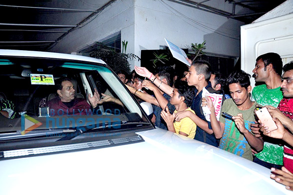 dharmendra snapped on his birthday 6