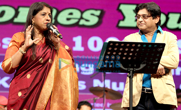 rishi kapoor jeetendra others celebrate 50 years of amit kumars music career 4