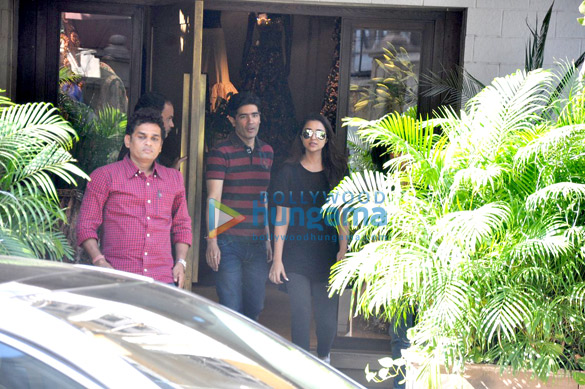 parineeti chopra snapped at manish malhotras store 2