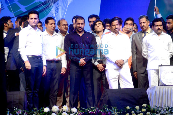 salman khan graces the launch of jio international women tennis championship 5
