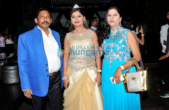 celebs grace sejal mandavias birthday bash 26