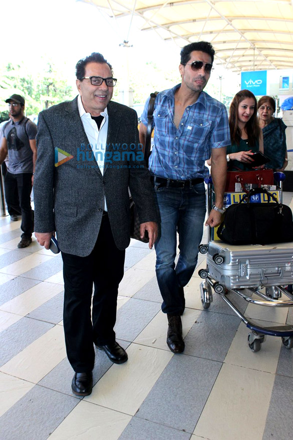 madhuri dixit dharmendra raveena tandon snapped at domestic airport 3