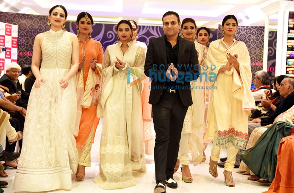 sapna pabbi karishma kotak zoya afroz grace the launch of jashn store fashion show in lucknow 11