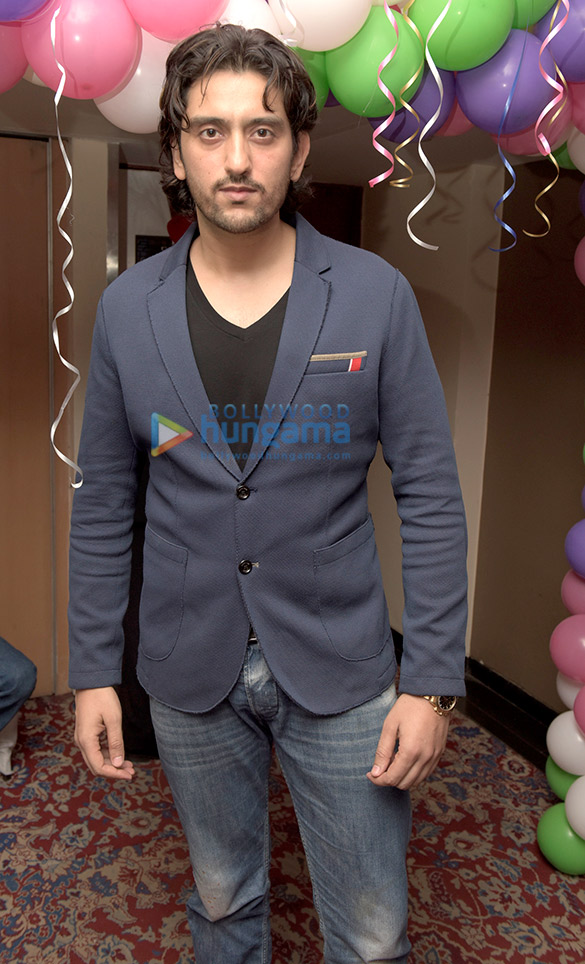 rakesh roshan jitendra kapoor and others grace gurpreet kaur chadhas birthday bash 19