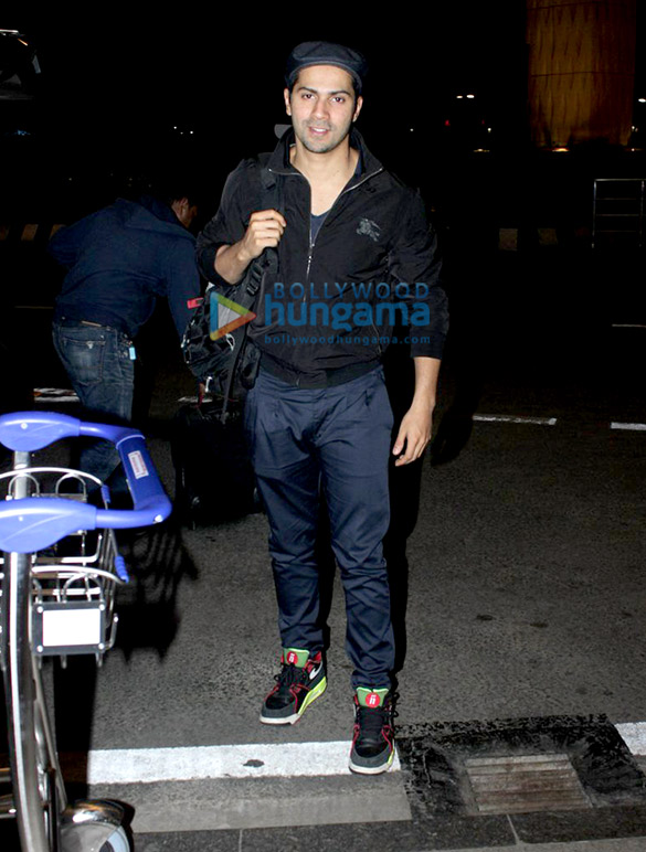 varun dhawan leaves for rome to celebrate new year 2016 with friends 3