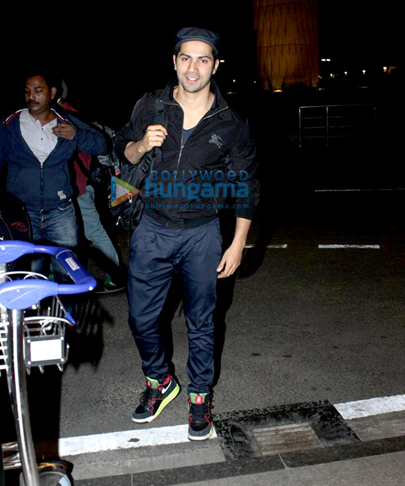 varun dhawan leaves for rome to celebrate new year 2016 with friends 7