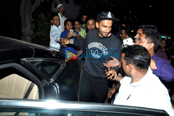 ranveer singh snapped outside zoya akhtars house 7