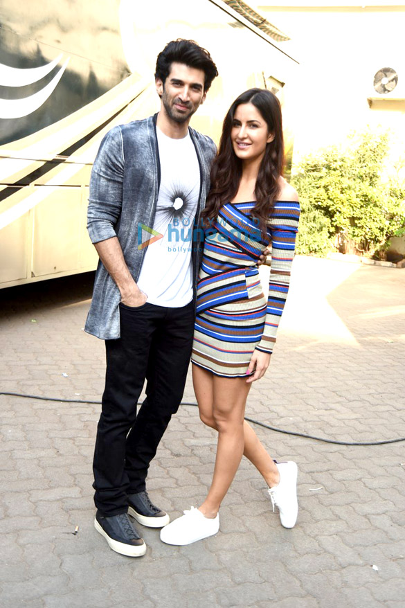 aditya roy kapur katrina kaif snapped at fitoor promotions 6