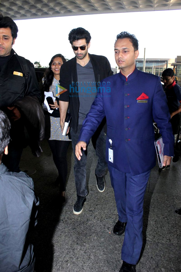 aditya roy kapoor katrina kaif depart for delhi to promote fitoor 4