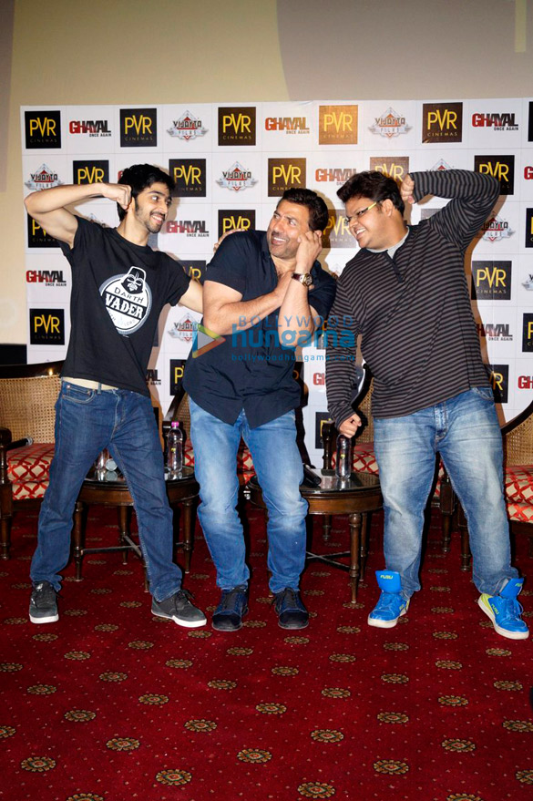 sunny deol dharmendra promote ghayal once again in delhi 3