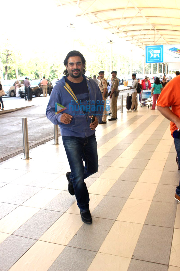 arjun rampal abhishek bachchan and others snapped at the airport 5