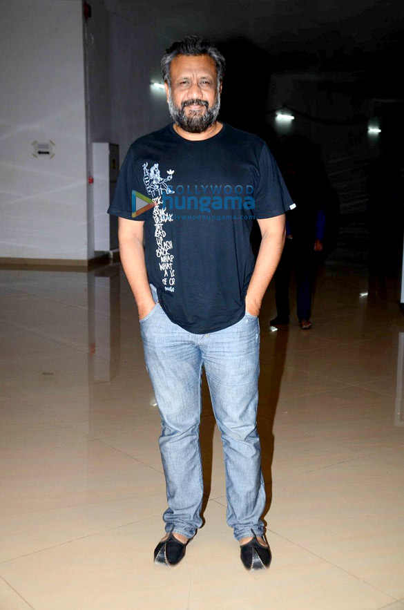 celebs grace the special screening of aligarh 6