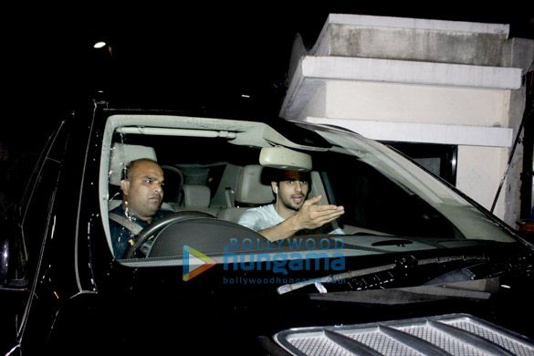 ranbir kapoor anushka sharma arjun kapoor sidharth malhotra snapped at aarti shetty house party 5