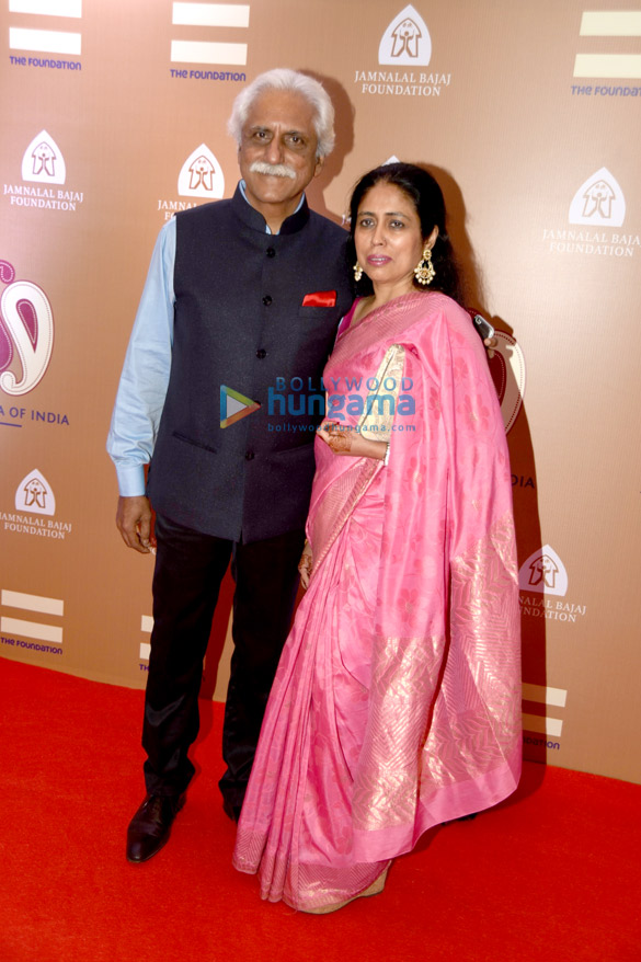 rahul bose nandita dass at the charity auction the idea of india 2016 18