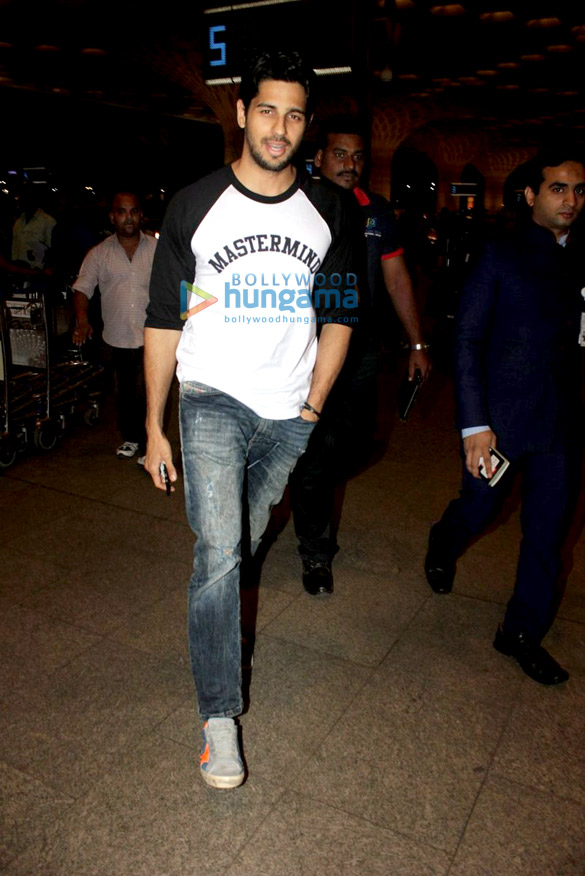 sidharth malhotra katrina kaif snapped leaving to shoot baar baar dekho in bangkok 2