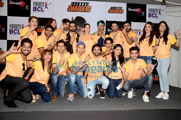 sunny leone promotes her bcl team the chennai swaggers at smaaash mumbai 2