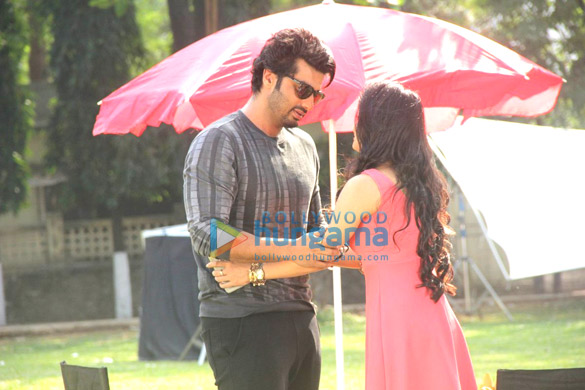 arjun kapoor promotes ki ka on a tv serial sets 8