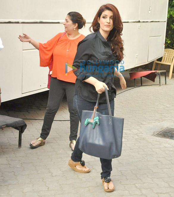 twinkle khanna snapped post an ad shoot 3