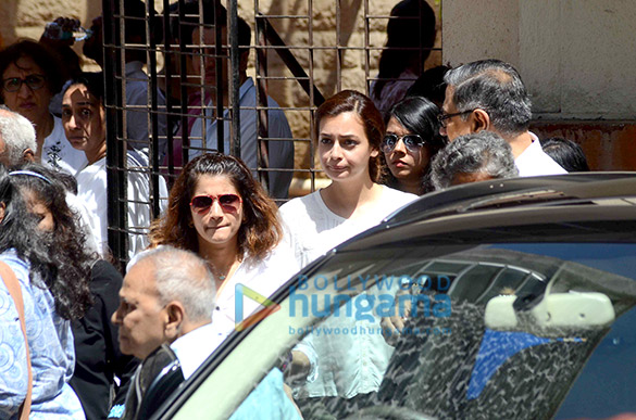 emraan hashmis mothers funeral 5