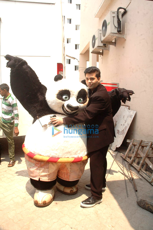 po the panda from kung fu panda meets the cast of kapoor sons 8