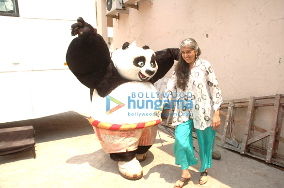 po the panda from kung fu panda meets the cast of kapoor sons 9