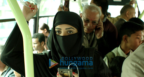 lipstick under my burkha 8