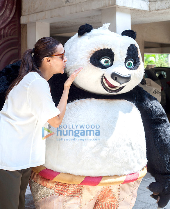 jacqueline fernandez neha dhupia snapped with po the panda from kung fu panda 9