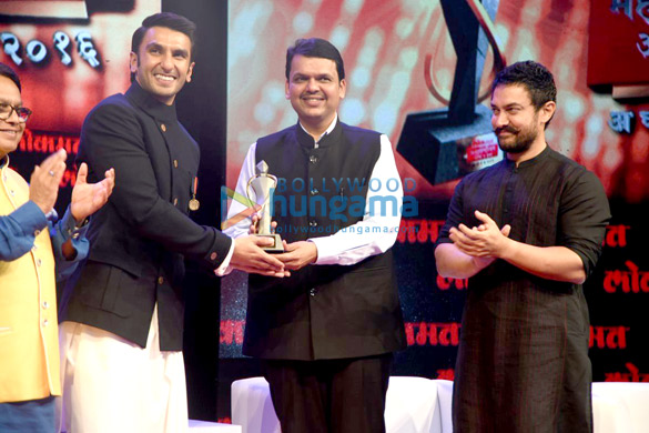 aamir khan ranveer singh at lokmat maharashtrian of the year award 2016 2